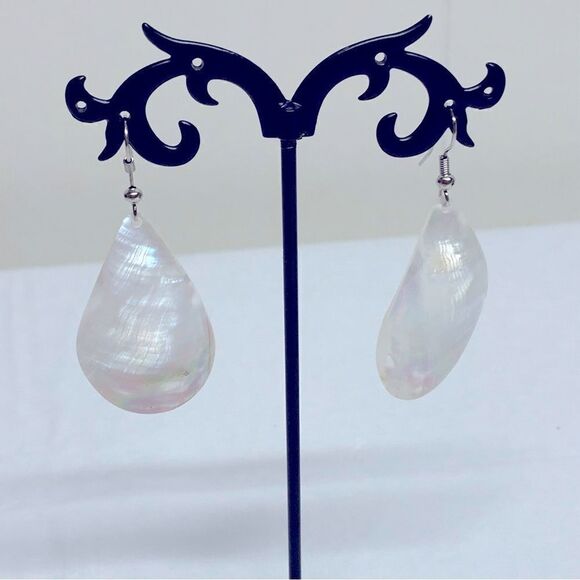 Vintage Mother of Pearl Shell Tear Drop Earrings 2.5” Gorgeous - Picture 3 of 5